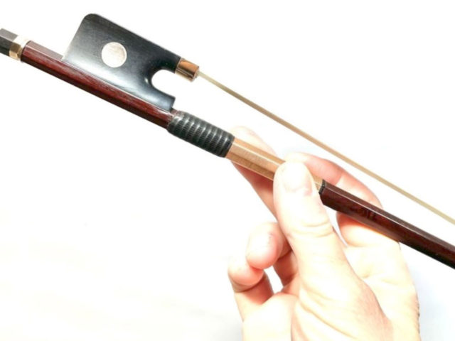 Finding the Right Cello Bow – A Beginner’s Guide